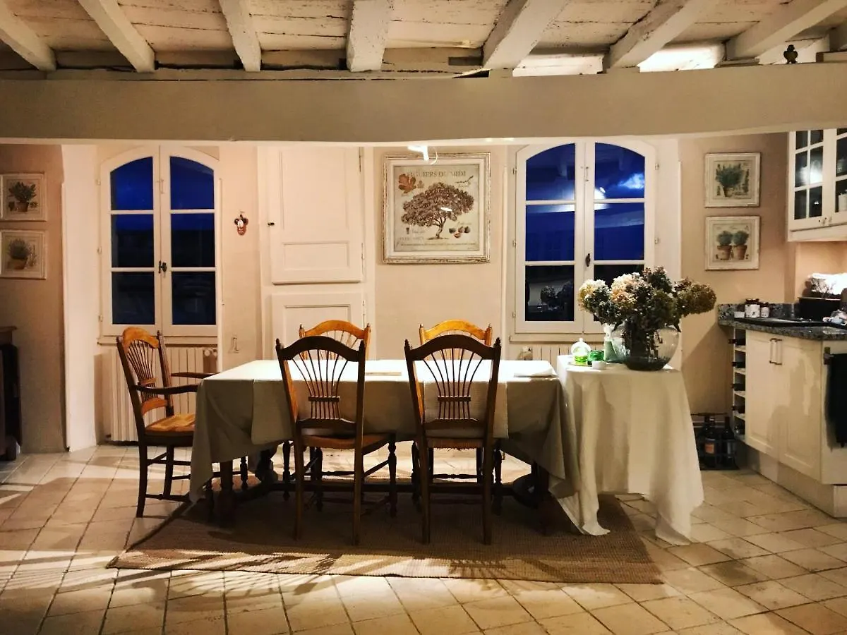 Alojamento de Acomodação e Pequeno-almoço B&B La Commanderie De Lachapelle Lachapelle  França